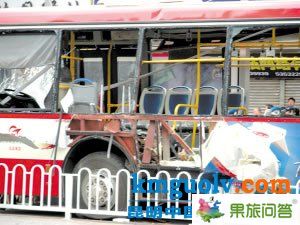 昆明公交车发生连环爆炸 已致2死14伤